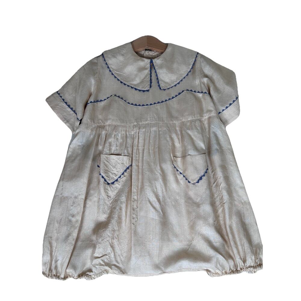 Antique Child's Romper 40's button seat decorative pockets Rikrak trim (Silk)